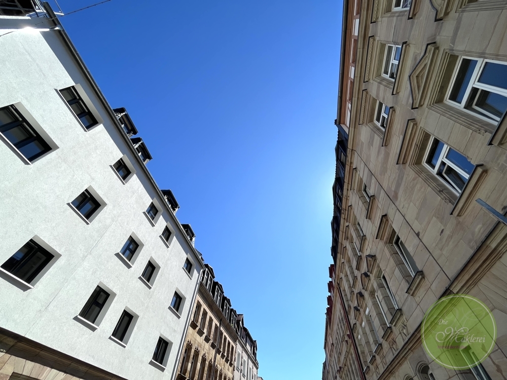 ** NEUbau & “neuer” AltbauCharme mit über 42 QM Wohnzimmer ** 4 Zimmer ** Nähe Wiesengrund **