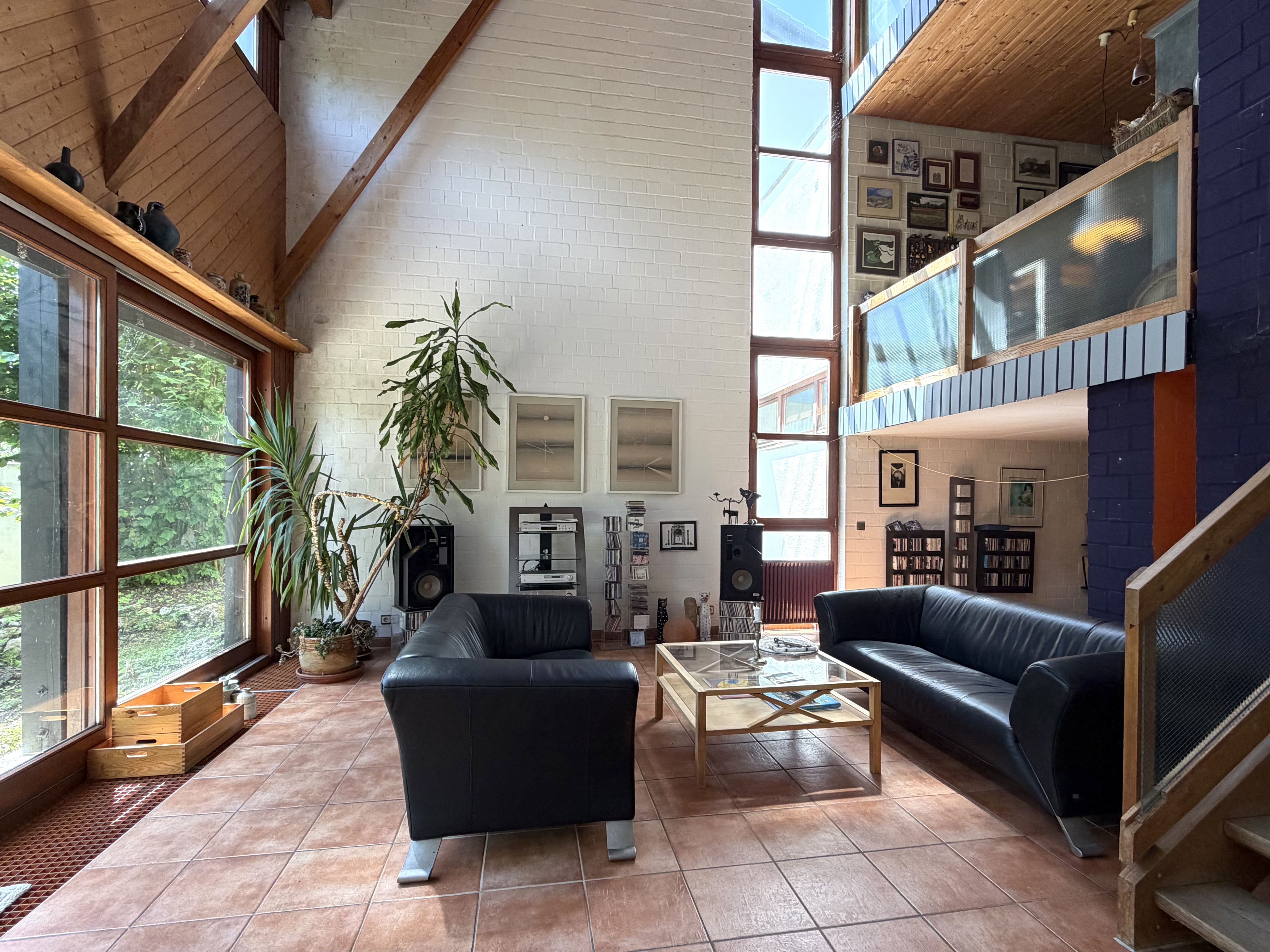 ** Design ** DAS Galerie-Haus ** HIGHend Atmosphere ** ca. 160 m^2 ** Kamin ** Einliegerwohnung **